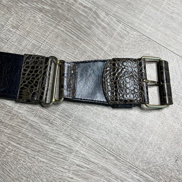 CARLISLE Brown Embossed 100% Genuine Leather Belt Size Medium main image 6